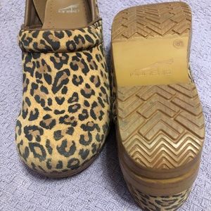 Dansko leopard clog. Size 40